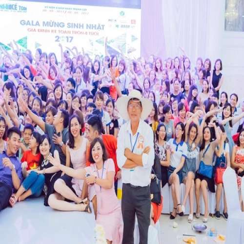GIA ĐÌNH KẾ TOÁN